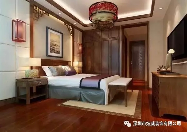 裝修地面鋪地板好還是貼瓷磚好？