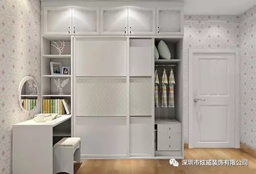 柜子木工打造好還是買(mǎi)整體定制好？選錯(cuò)了真想哭！