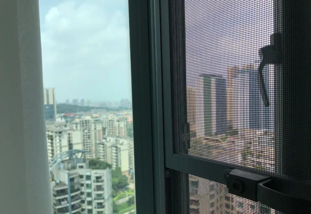 陽臺封窗好不好？坪山裝修公司小編跟你聊一聊