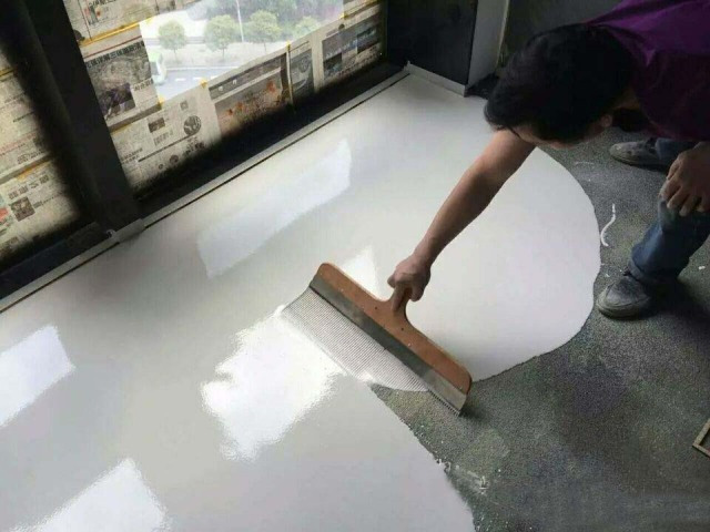 木地板自平流做法是什么？木地板自平流施工怎么樣？